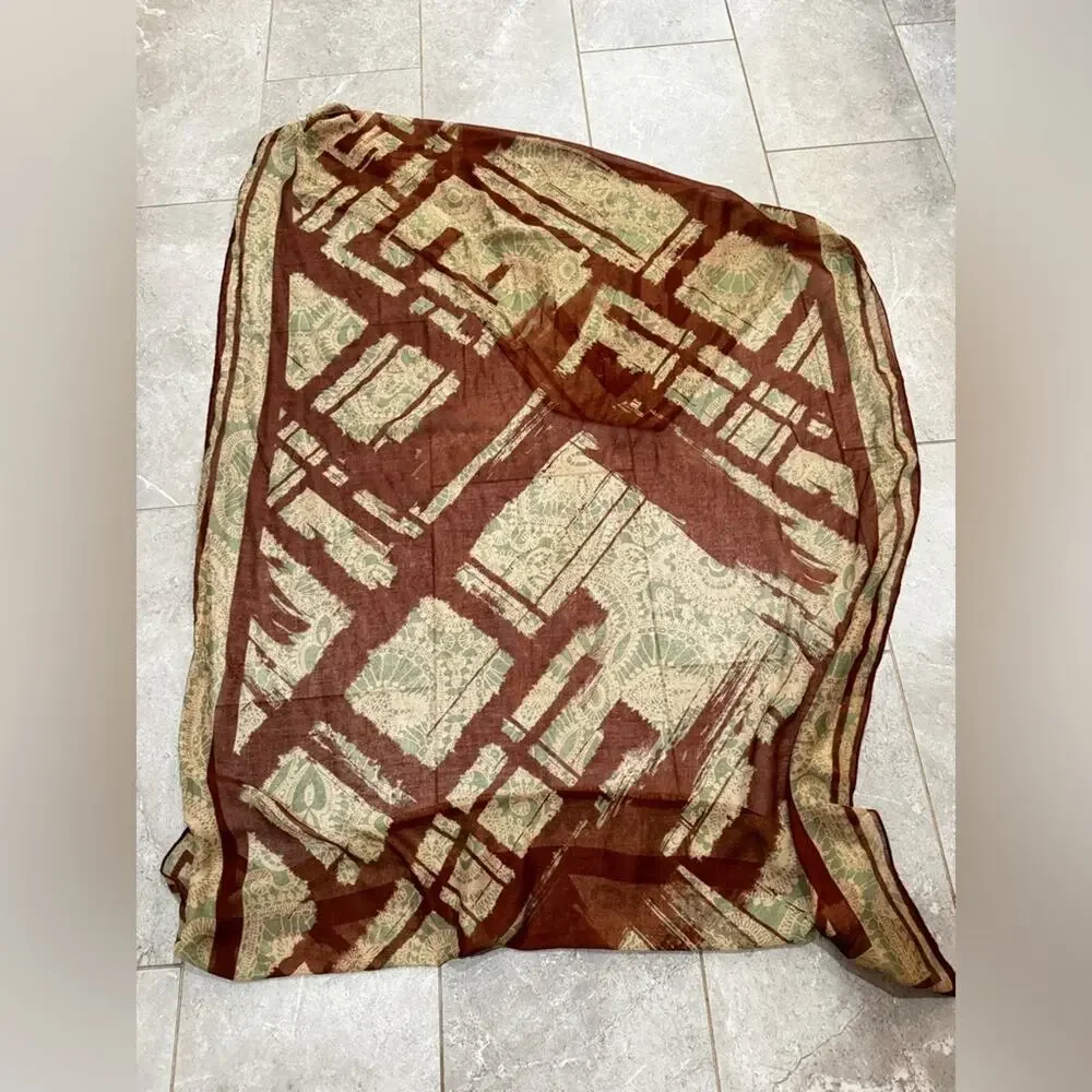 Lightweight womens scarf
